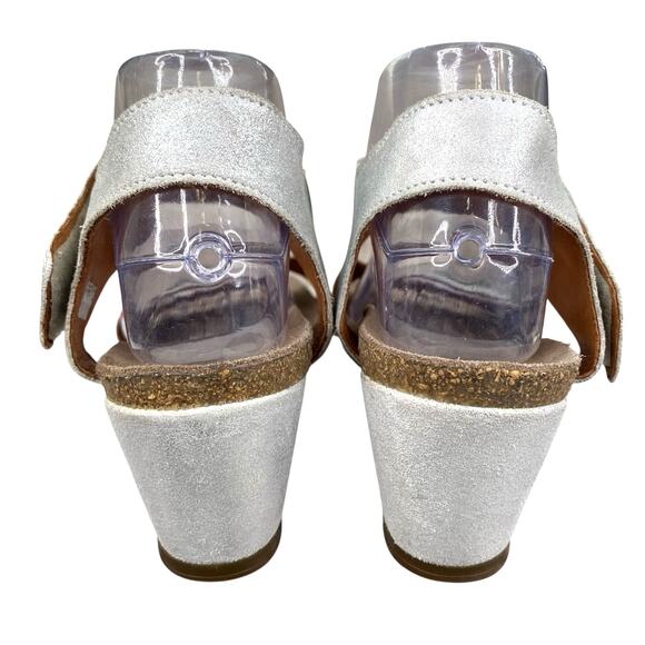 Taos Women’s Carousel Silver Leather Wedge Sandal Size 41 US 10/10.5 - Picture 7 of 10